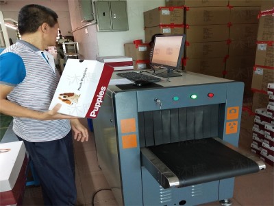 驗(yàn)釘機(jī)檢測鞋子