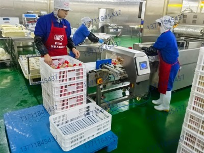 貴州豆制品廠(chǎng)使用金屬檢測(cè)儀